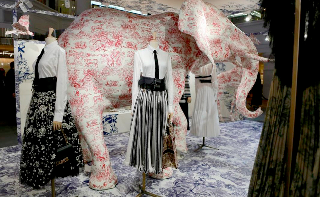 Dior Pop-up store in Chengdu China – WindowsWear
