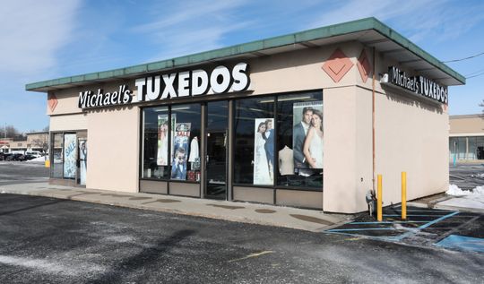 The exterior of Michael's Tuxedos in Nanuet, Jan. 22, 2019. 