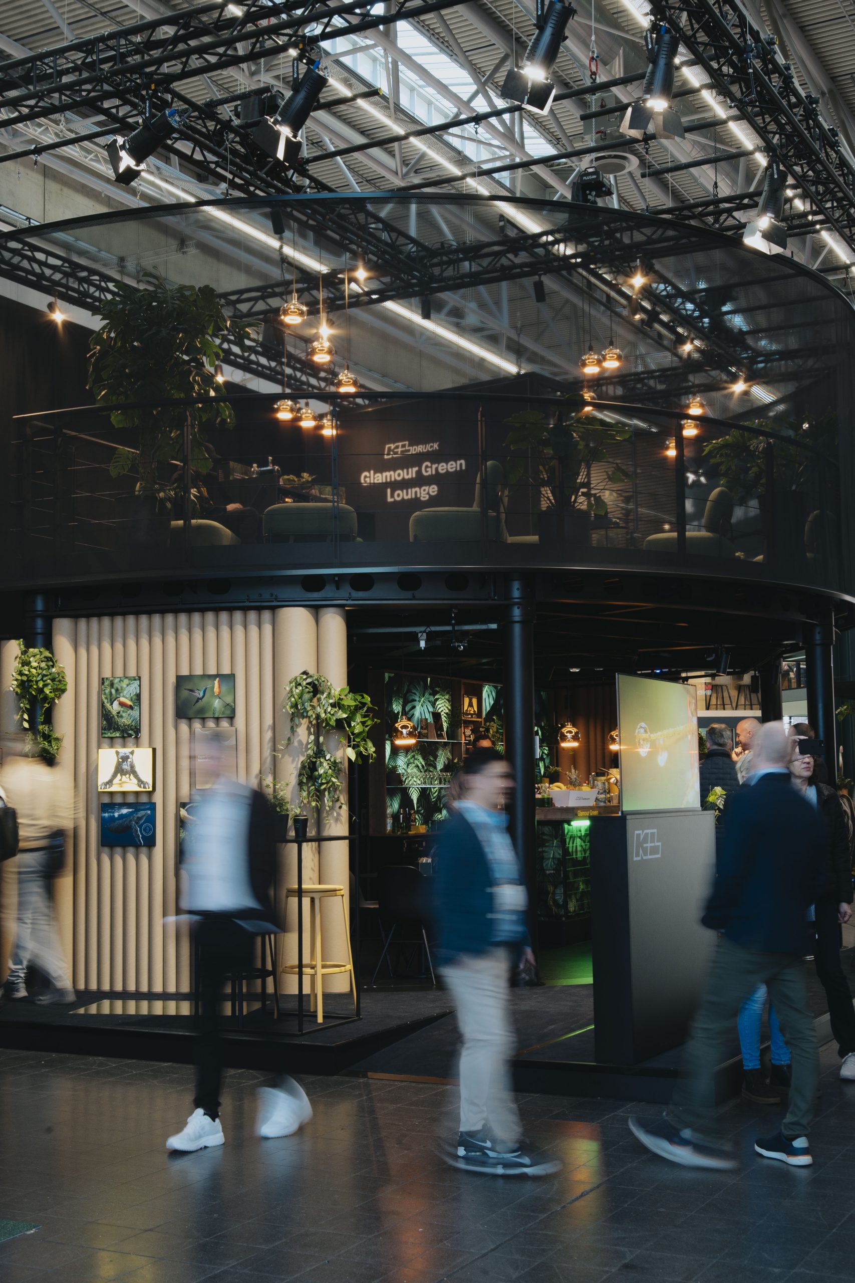 Glamour Green by KL: from print to pixel. We make brands visible.