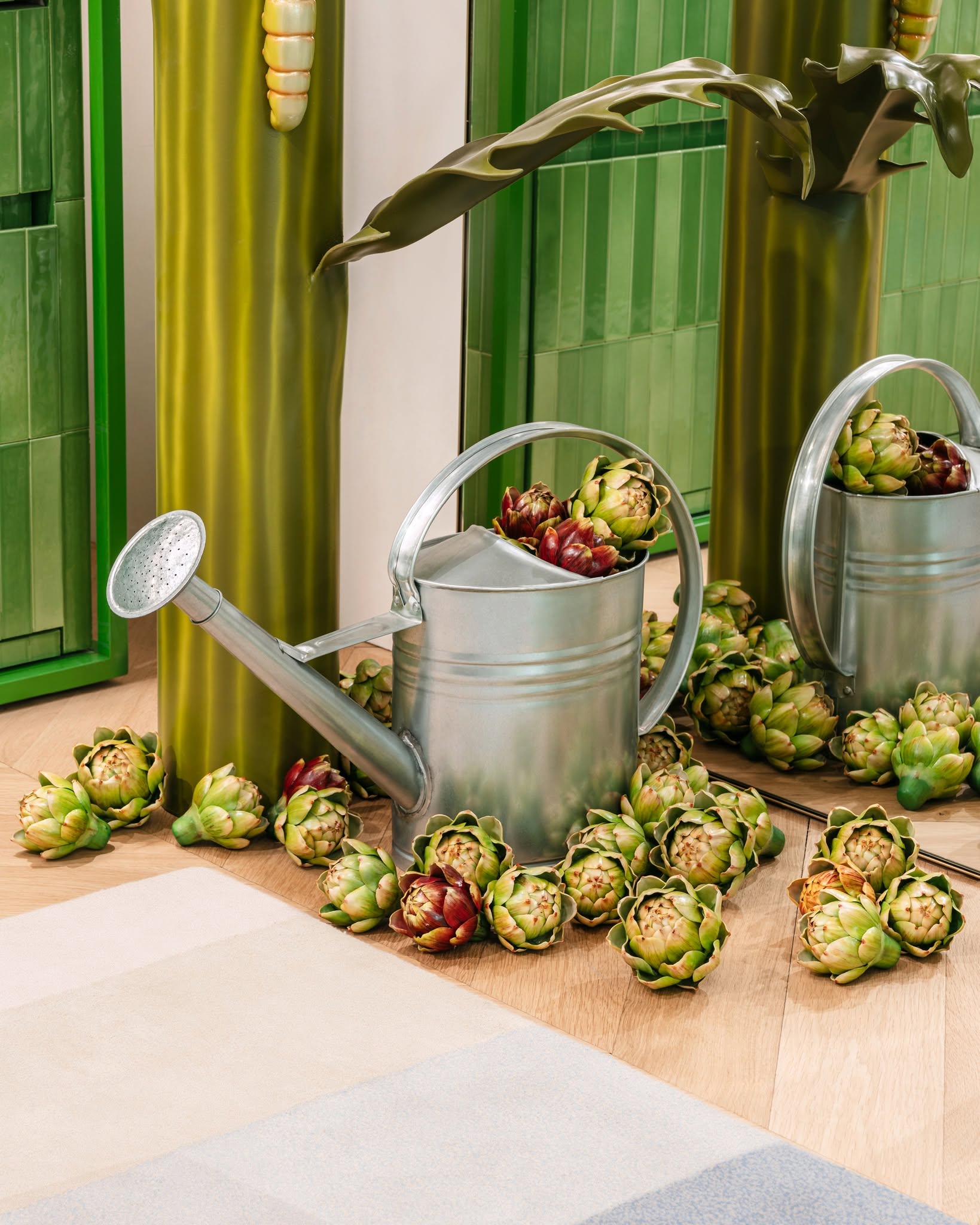 Loewe artichoke display
