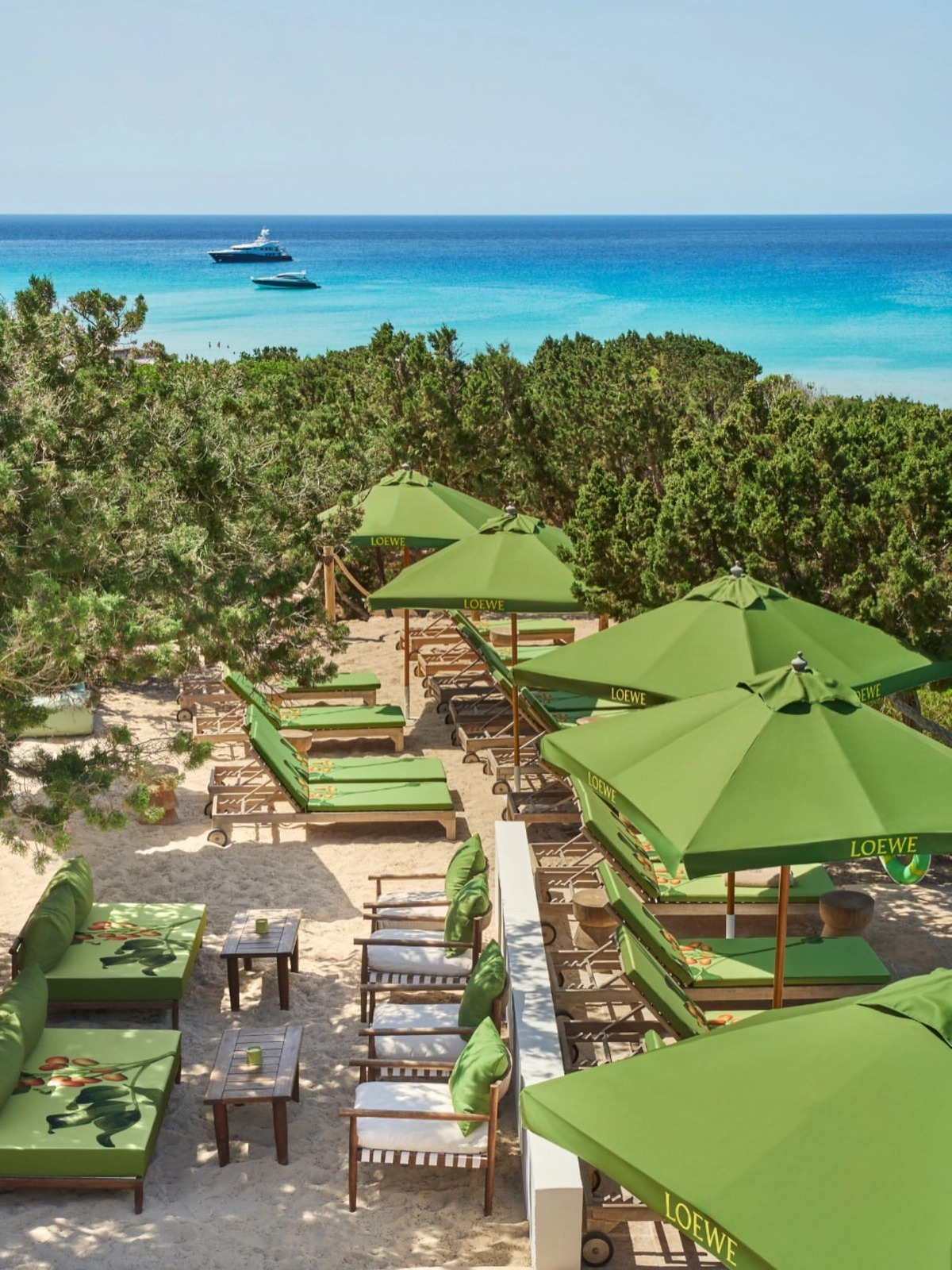Loewe Perfumes Formentera beach